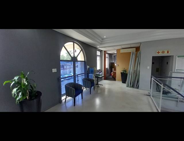 832M² OFFICE TO LET IN RIVONIA